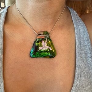 Glass Necklace w Silver Chain